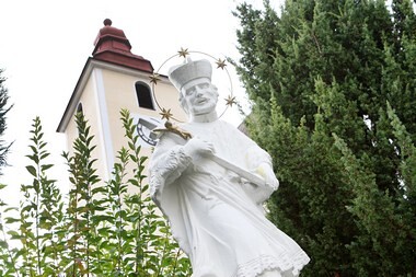 Bei genehmigter Ver?ffentlichung ist der Urheber immer(!) am Bildrandwie folgt anzuf?hren: FOTO ? WEINFRANZ (lt. UrhG), Franz Weingartner Das Foto ist urheberrechtlich gesch?tzt !