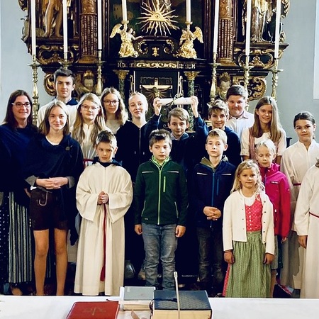 1. Preis / DSP Pfarr-Minis aus St. Michael am Bruckbach500€ für die Ministrantenwallfahrt nach Rom