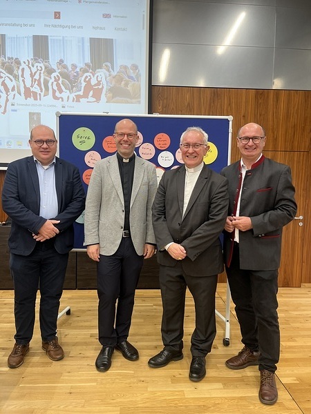 (von l. nach r.) Johannes Kritzl (Abteilung Pastorales Personal), GV Christoph Weiss, WB Anton Leichtfried und Christian Ebner (Pastorales Personal)