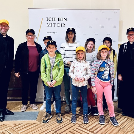 3. Preis / DSP Pfarr-Minis aus Ertl erhielten Kapperl mit Diözesan-Branding