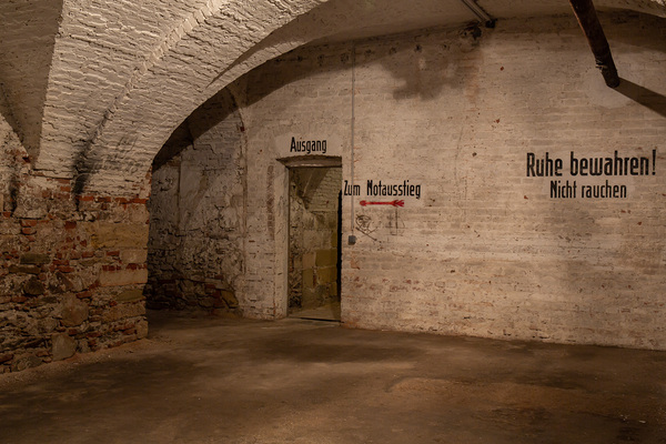 Auch der ehemalige Luftschutzkeller am Domplatz wird im Rahmen des Stadtspaziergangs besucht. 